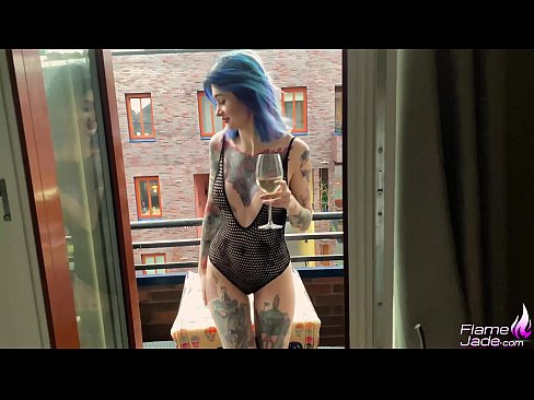 ❤️ Ашық аспан астында аузын сорып, құмарланып жатқан керемет қыз ❤️❌ Порно vk бойынша бізде ️❤